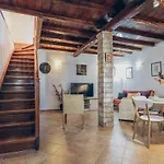 Nyaraló Amalias House