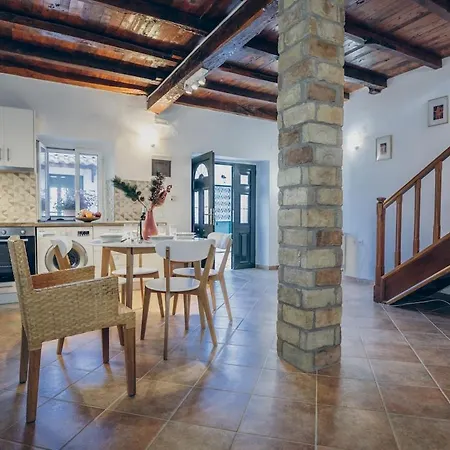 Amalias House Vakantiehuis Giannádes